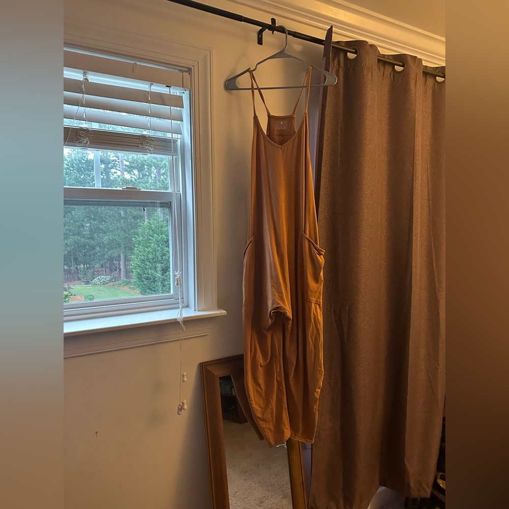 Free people hot shot onesie M in Orange